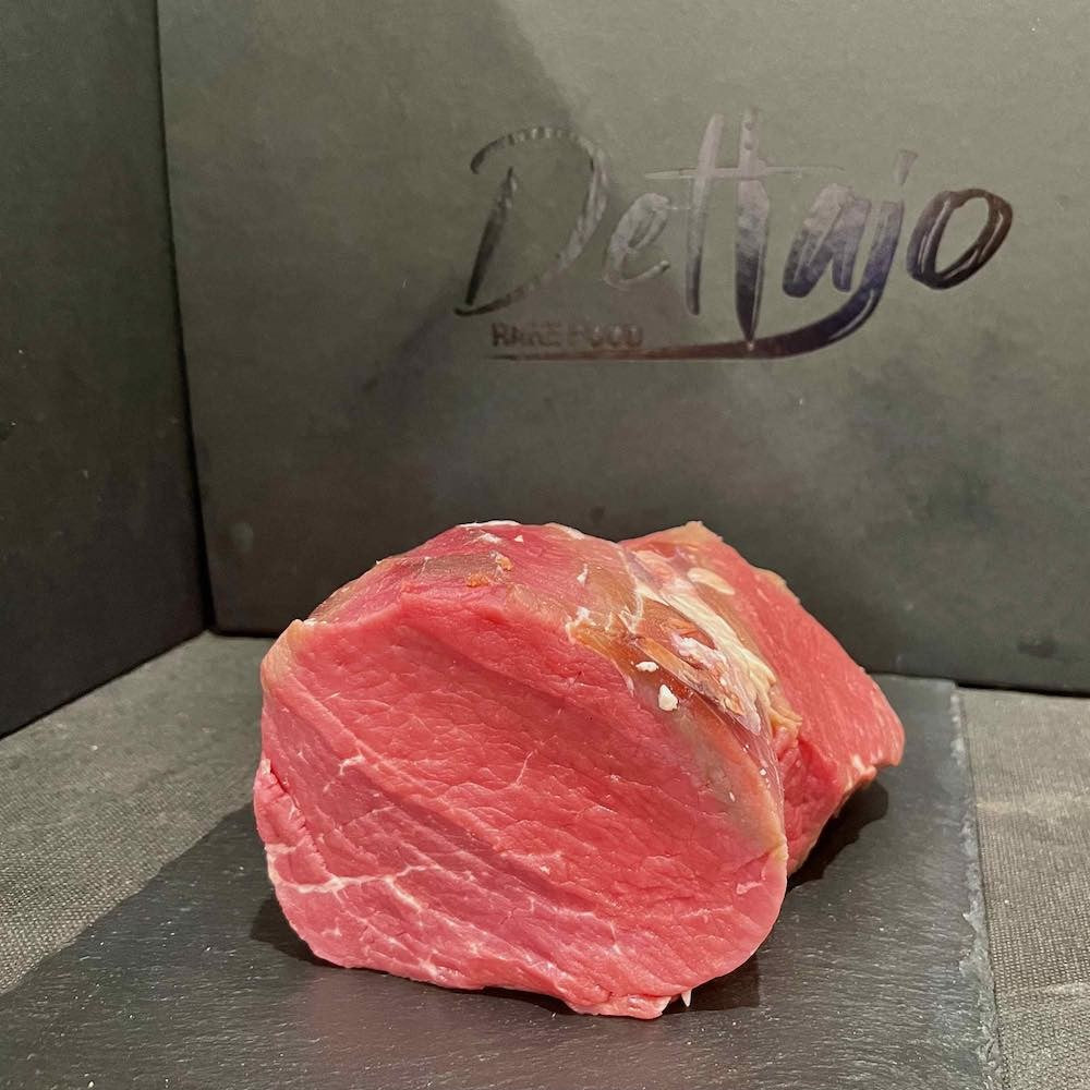 Filetto di Scottona Marchigiana Italiana IGP vista inclinata