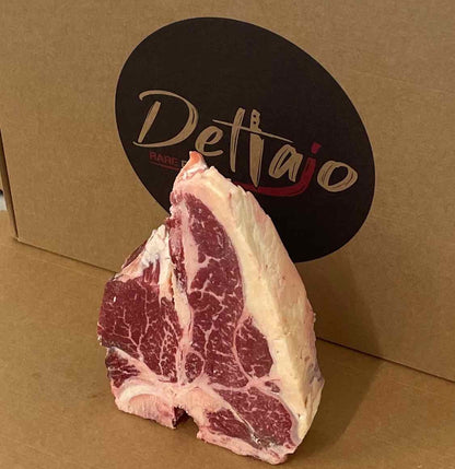 T-bone di Sakura Hanami vista inclinata