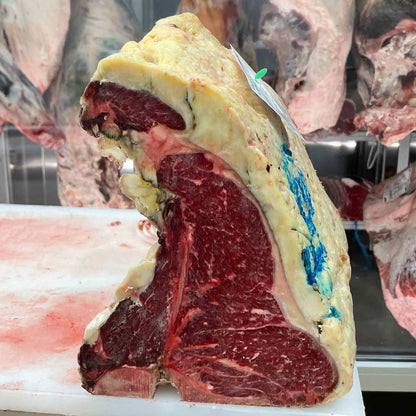 T-bone di Vacca Asturiana de los Valles vista laterale