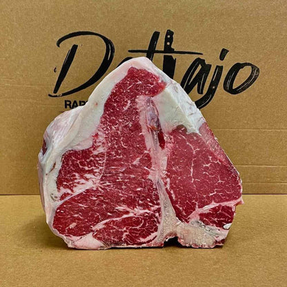 T-bone di Blonde d'aquitaine vista frontale